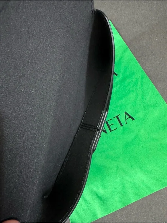 BOTTEGA VENETA SUNGLASSES MAGNETIC CASE AND CLOTH GREEN NEW - Picture 6 of 7